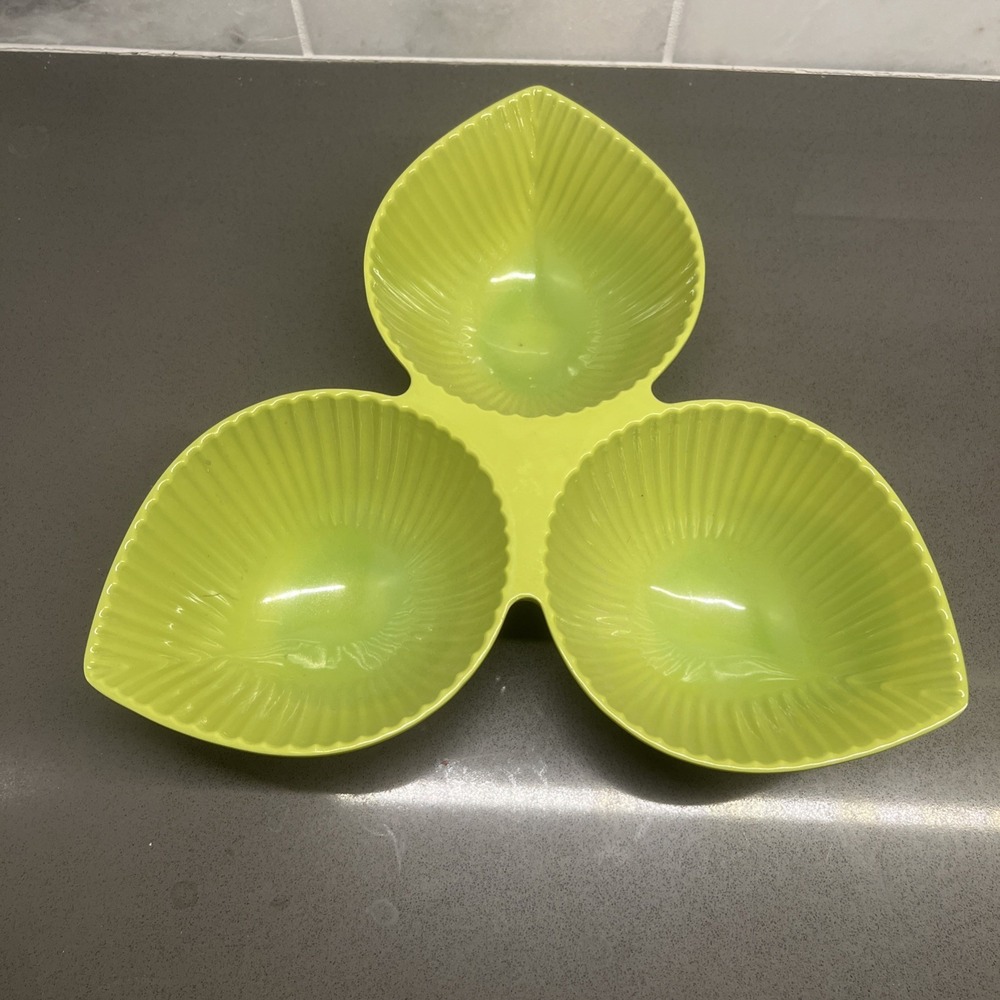 Vintage Melanine Harvest Green Condiment Divided Serving Bowl Dip Bowl 10"